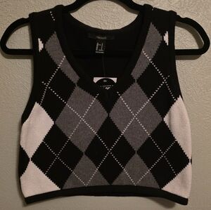 Forever 21 Argyle Knit Crop Top - Black, Gray, White